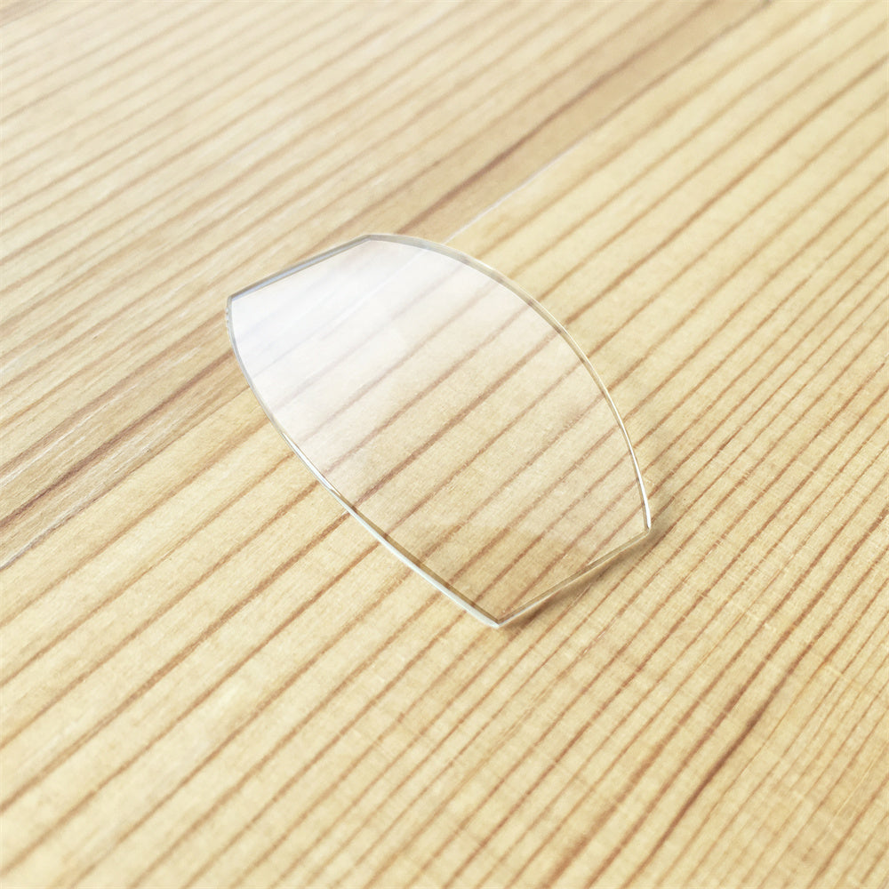 Gewölbtes Saphir-Uhrenglas in Schildkrötenpanzer-Optik für die Cartier Tonneau Dual Time Zone-Uhr