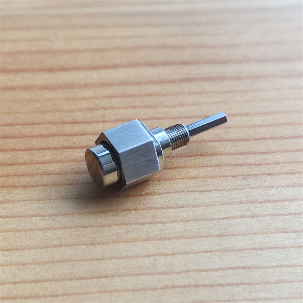 APオーデマのピグエトロロイヤルオーク41mm 26331の見張りボタンを見る