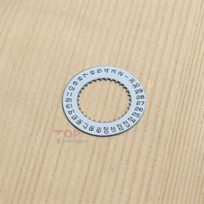 Rolex DateJust II Cal 3136ムーブメント116300 116333のカレンダーを見る