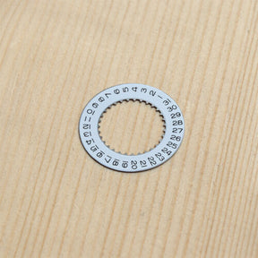 Rolex DateJust II Cal 3136ムーブメント116300 116333のカレンダーを見る