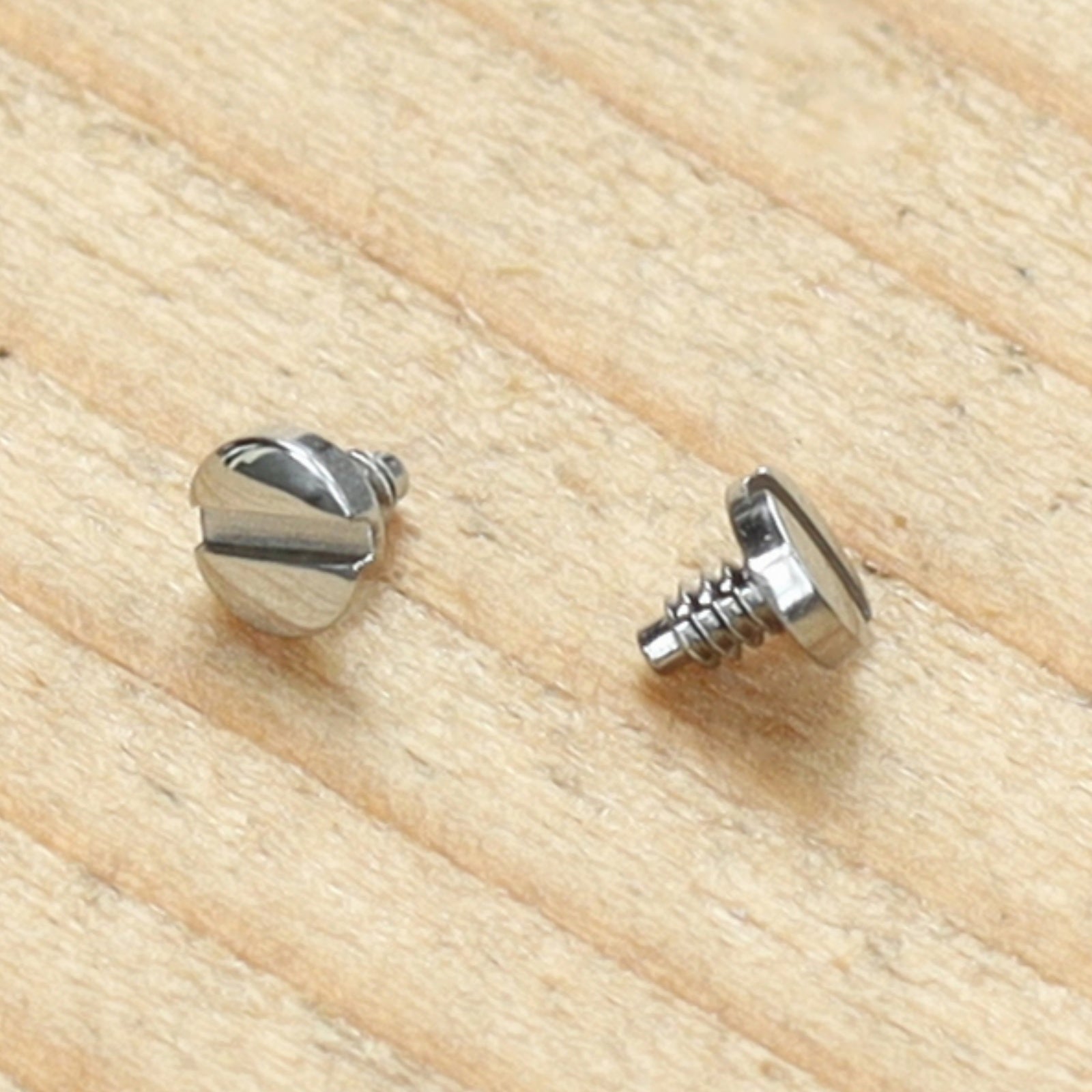 Crown Screw for Cartier Clé de Cartier Watch