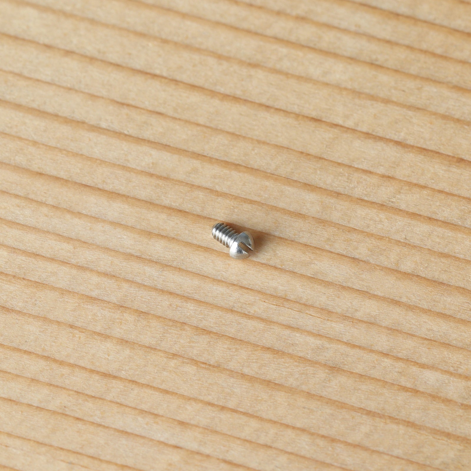 Watch Bezel Screw for Breitling Chronomat B13050/E13360 39mm Watch