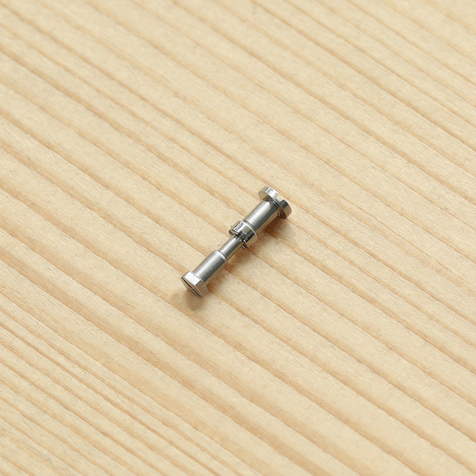 Watch Bezel Case Screw for Audemars Piguet AP 67540 Royal Oak Offshore Quartz 37mm Watch